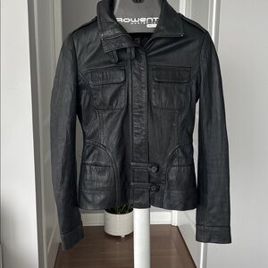 Danier Vintage women's genuine leather jacket